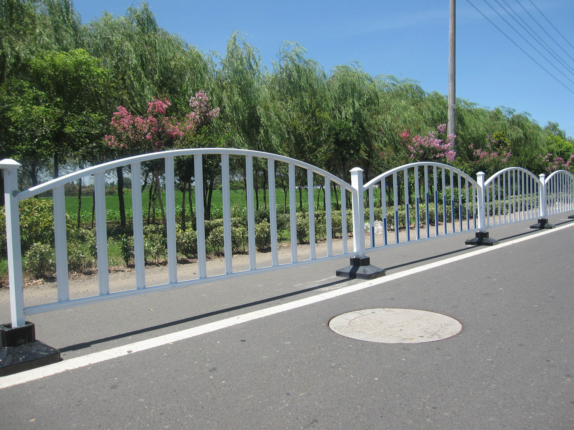 寧波道路護(hù)欄多少錢一米？