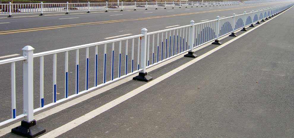 道路護欄驗收經(jīng)常檢驗的幾個標(biāo)準(zhǔn)